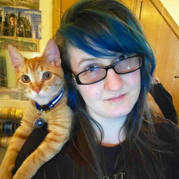 Meet your Posher, Sarah! - Picture 6 of 9